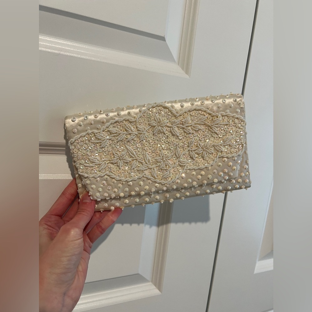 Vintage beaded and sequin clutch cream
